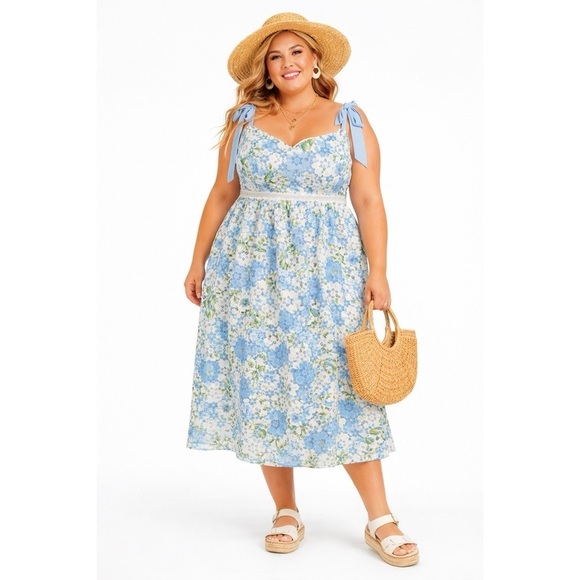 ARULA Dresses & Skirts - ARULA Floral Lace Midi Dress